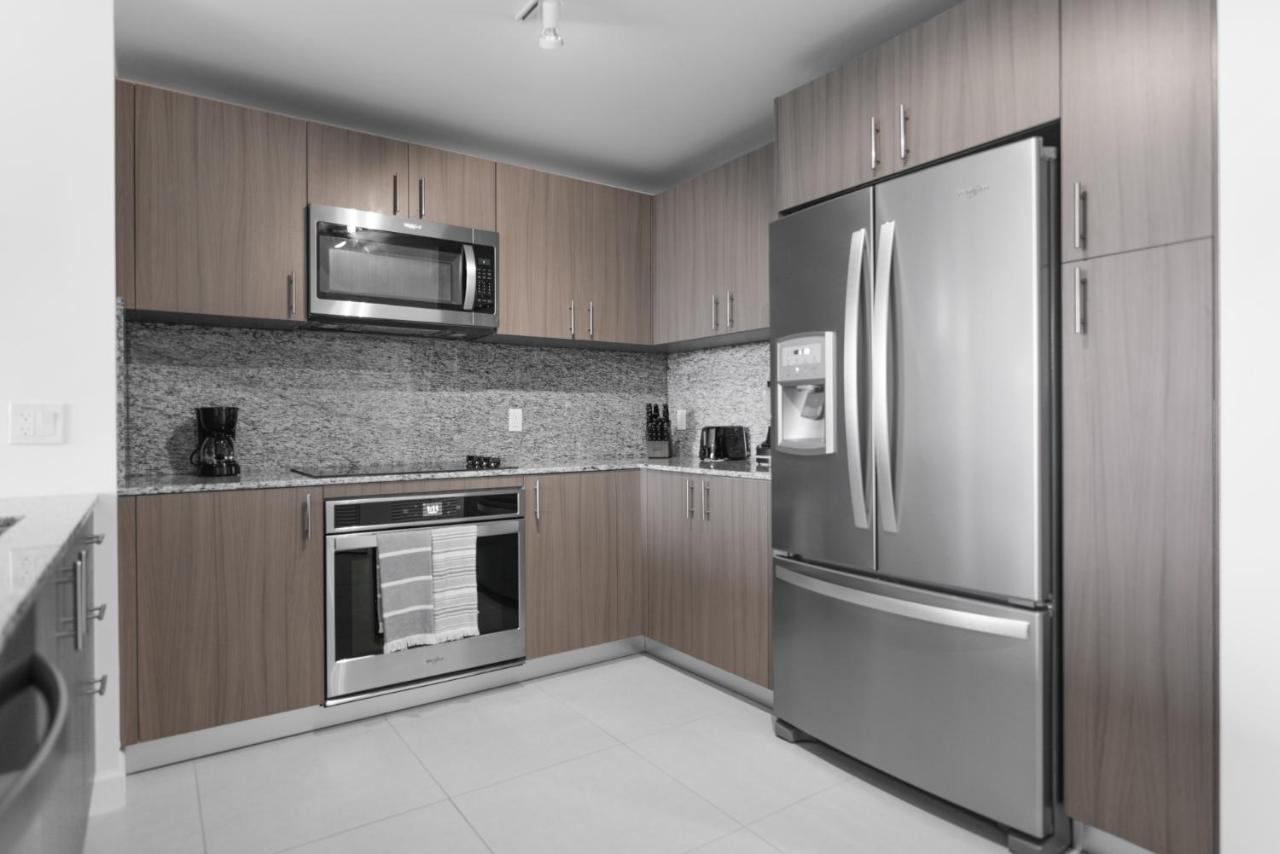 Cozy 1- 1 Bedroom Steps From Downtown Doral Park Miami Buitenkant foto