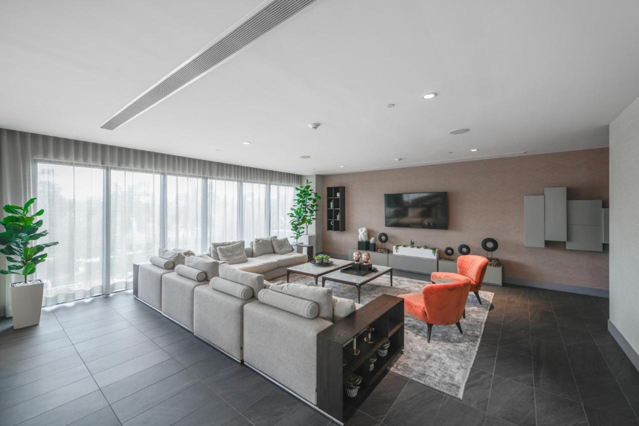 Cozy 1- 1 Bedroom Steps From Downtown Doral Park Miami Buitenkant foto